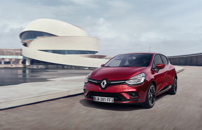 Πόσο συμφέρει η καινούρια προσφορά της Renault;