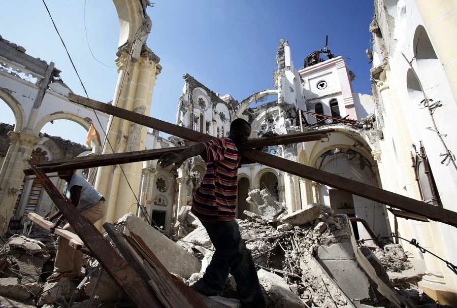 Πολύνεκρος σεισμός την Αϊτή