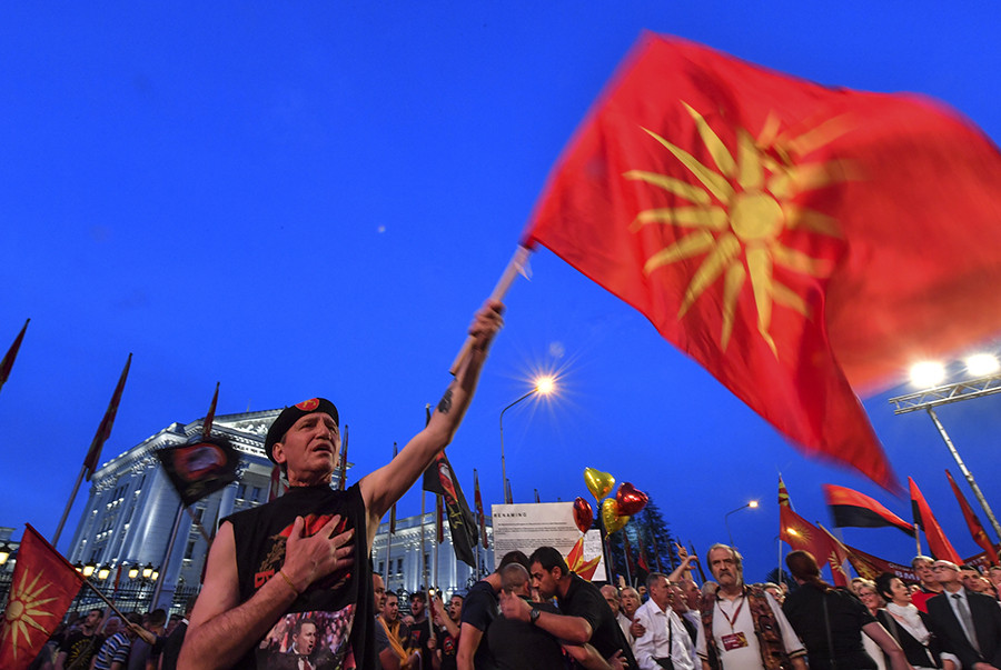 Το VMRO αποχώρησε από τη συζήτηση για το σύνταγμα