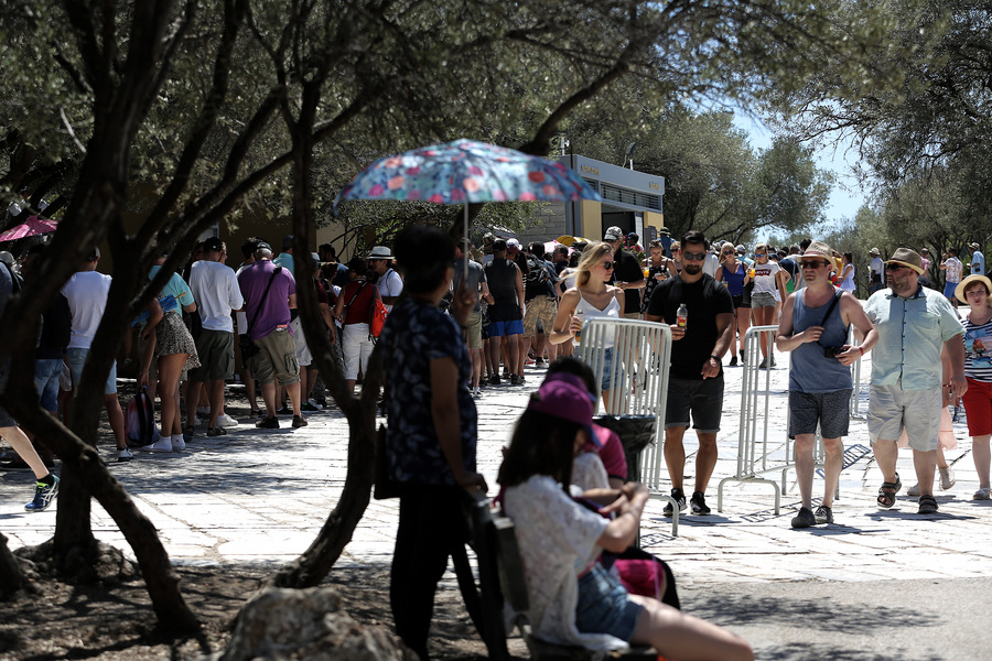 Ξεπέρασαν τα 20 εκατ. οι τουρίστες στο οκτάμηνο Ιανουαρίου-Αυγούστου