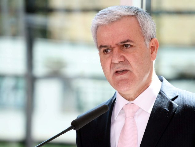 Παραιτήθηκε ο Αλβανός υπουργός Εσωτερικών