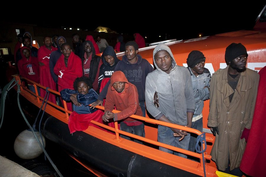 Δεκάδες πρόσφυγες αγνοούνται από ναυάγιο στα ανοικτά του Μαρόκου
