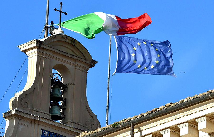 Η Ιταλία το ξανασκέφτεται για το έλλειμμά της