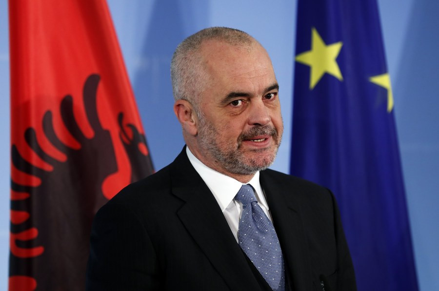 Ένωση Αλβανίας – Κοσόβου μέχρι το 2025 υποσχέθηκε ο Ράμα
