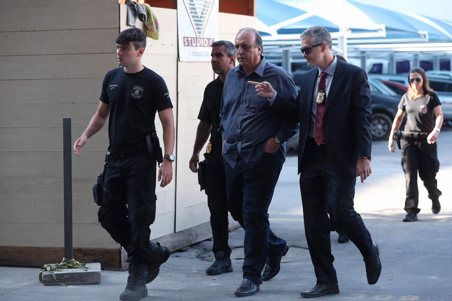 Ο κυβερνήτης του Ρίο ντε Ζανέιρο συνελήφθη για διαφθορά