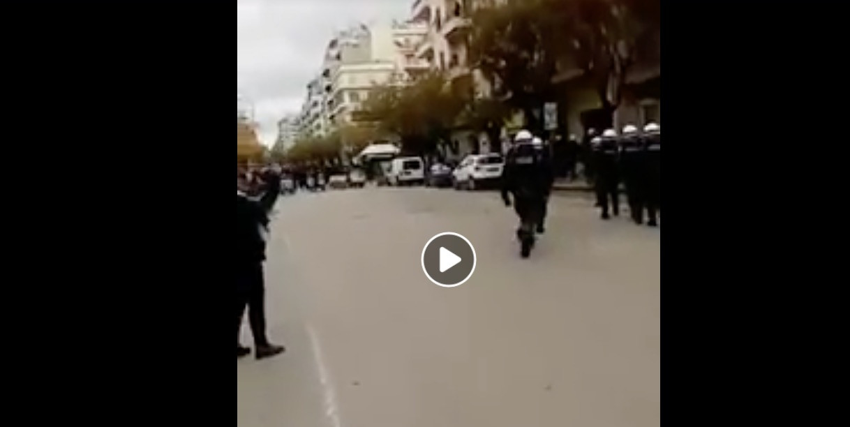 «Μακεδονομάχος» θέλει να στήσει προβοκάτσια… αλλά ξεχνάει να πατήσει pause στο βίντεο