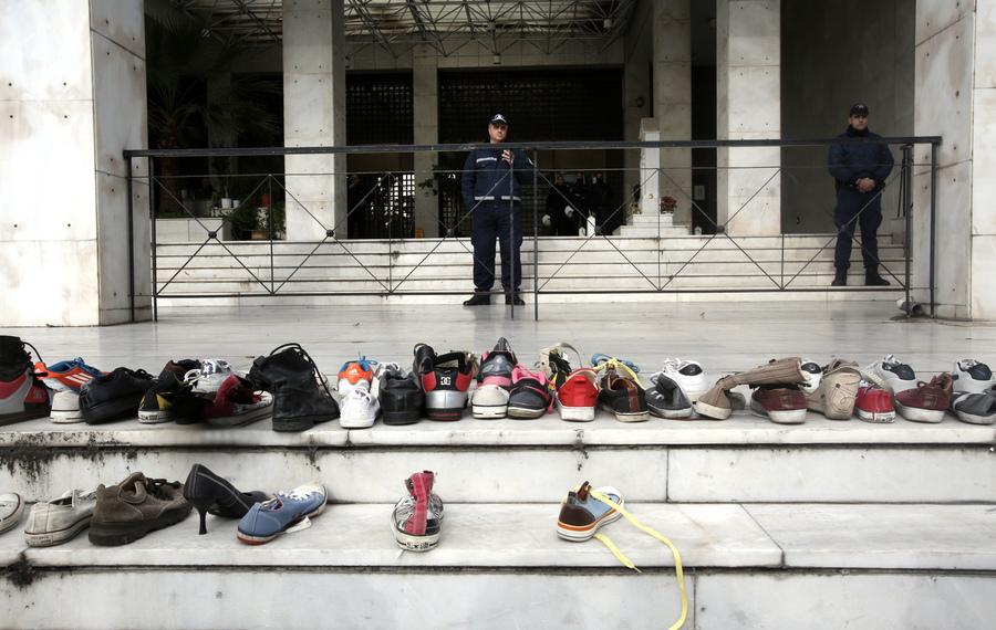 Προθεσμία για να απολογηθούν έλαβαν οι 4 αστυνομικοί στην υπόθεση του Ζακ Κωστόπουλου – Τι υποστηρίζουν