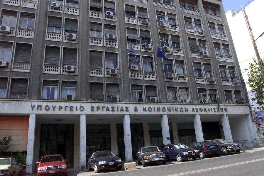 Yπουργείο Εργασίας: Περιστατικά, όπως ο ξυλοδαρμός εργαζομένου στη Θεσσαλονίκη, θα καταπολεμηθούν