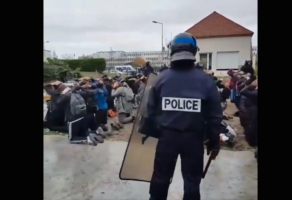 Πάνω από 700 συλλήψεις μαθητών στη Γαλλία: Τους έχουν σαν αιχμαλώτους πολέμου [Βίντεο]