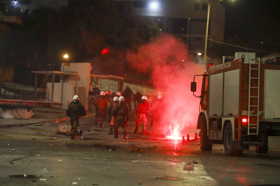 Στον εισαγγελέα 24 συλληφθέντες για τα επεισόδια στην πορεία Γρηγορόπουλου