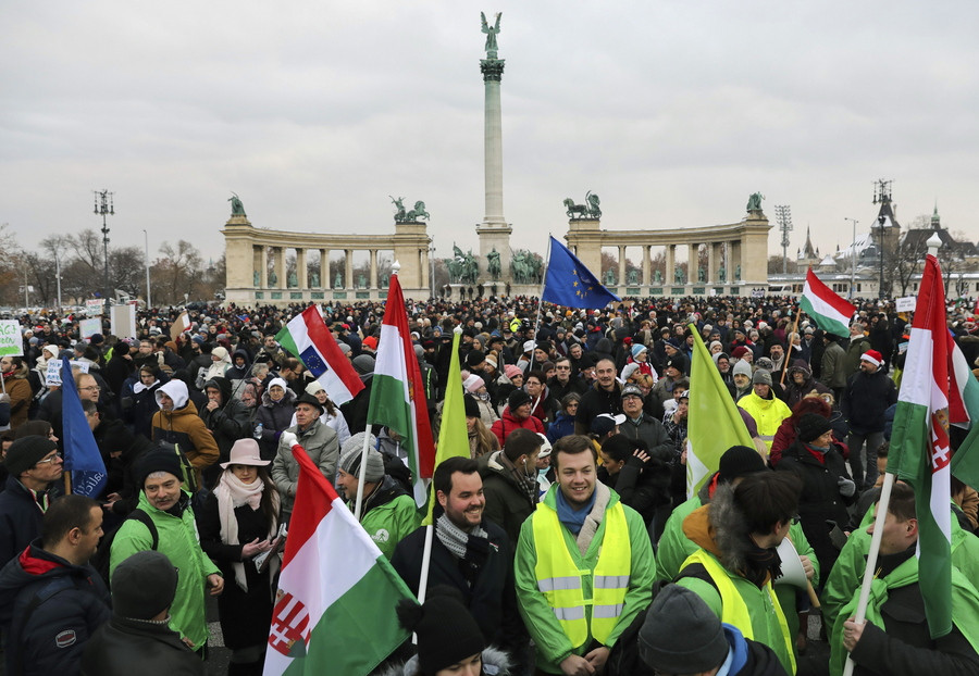 Νέα διαδήλωση κατά του Ορμπάν στην Βουδαπέστη για αντεργατικό νόμο και αυταρχισμό