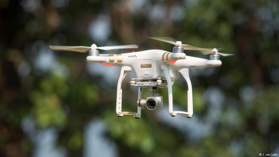 Ποιοι κρύβονται πίσω από τα drone στο Γκάτγουικ;