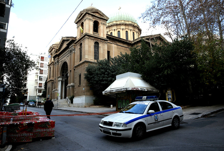 Βίντεο από την έκρηξη στην εκκλησία στο Κολωνάκι: Πειραματίστηκαν οι δράστες;