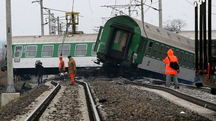 Τσεχία: Ακροδεξιός εκτροχίασε δύο τρένα για να ενοχοποιήσει μουσουλμάνους μετανάστες