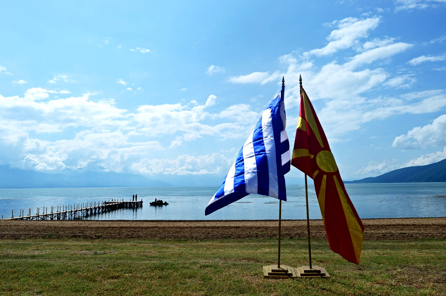 Μακεδονικό: Eνα πρόβλημα που αναζητά λύσεις, αλλά γκρεμίζει καριέρες
