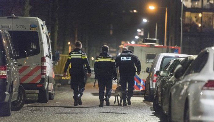 Συναγερμός στο Άμστερνταμ μετά από ανταλλαγή πυροβολισμών – Ένας νεκρός [Βίντεο]