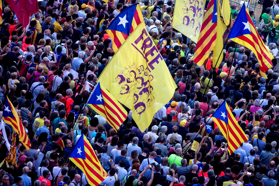 Πώς οι Καταλανοί οδηγούν τον Σάντσεθ σε πρόωρες εκλογές