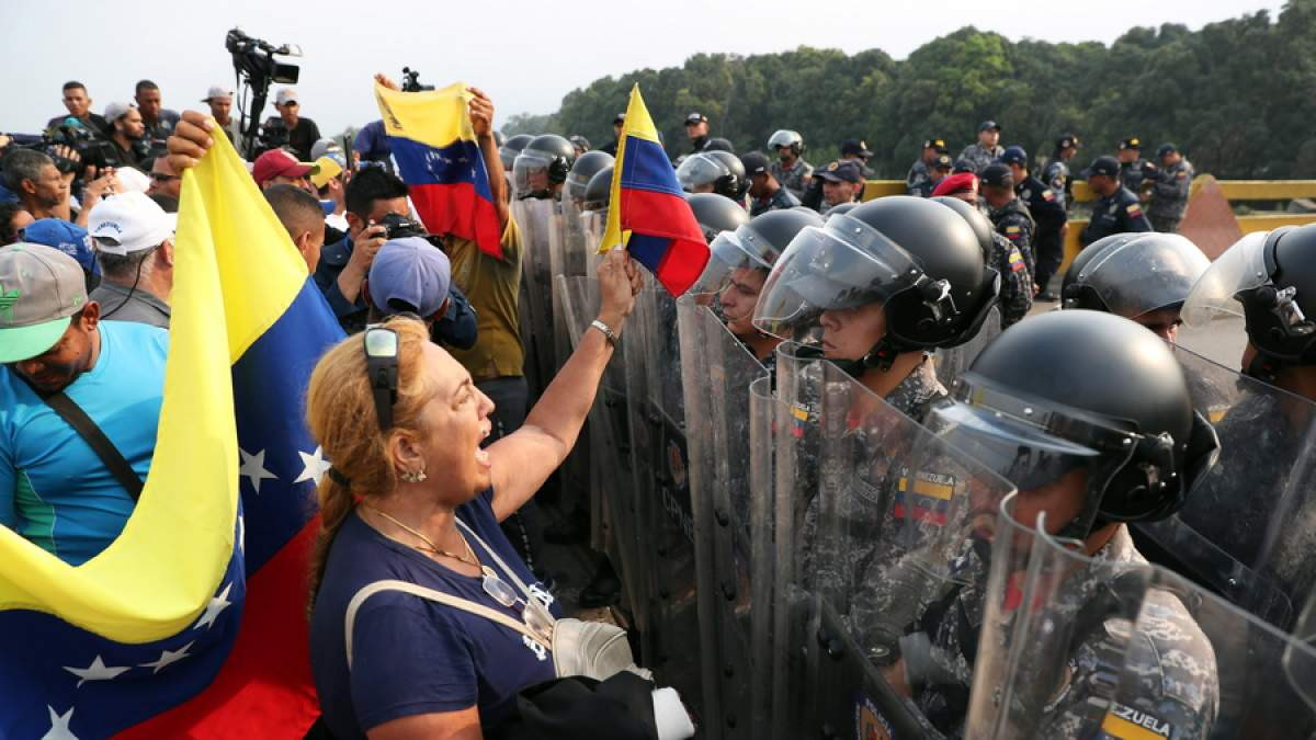 Η ΕΕ κατά της στρατιωτικής παρέμβασης στη Βενεζουέλα