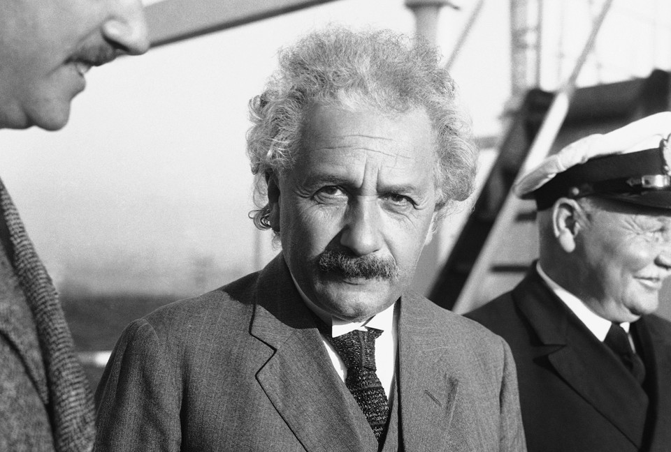 Στη δημοσιότητα άγνωστα χειρόγραφα του Αϊνστάιν
