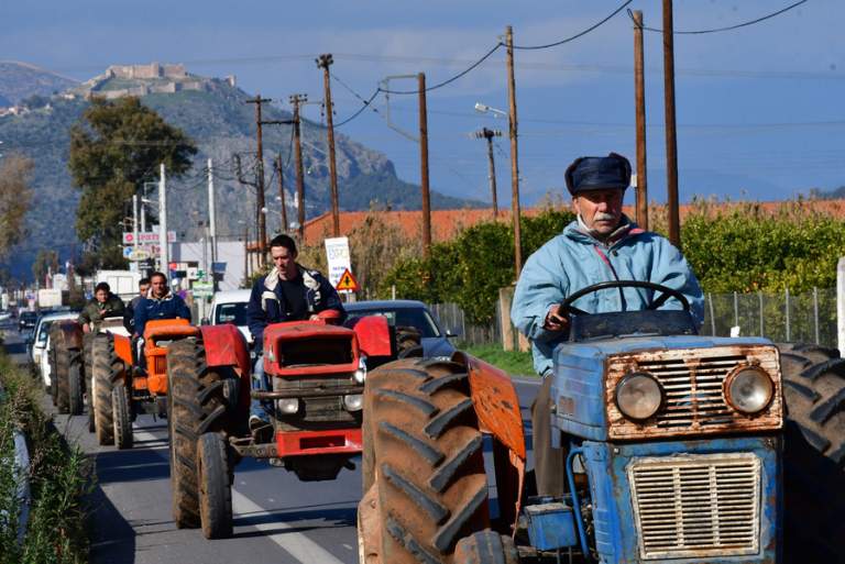 Αθωώθηκαν οι δέκα αγροτοσυνδικαλιστές για το μπλόκο της Νίκαιας