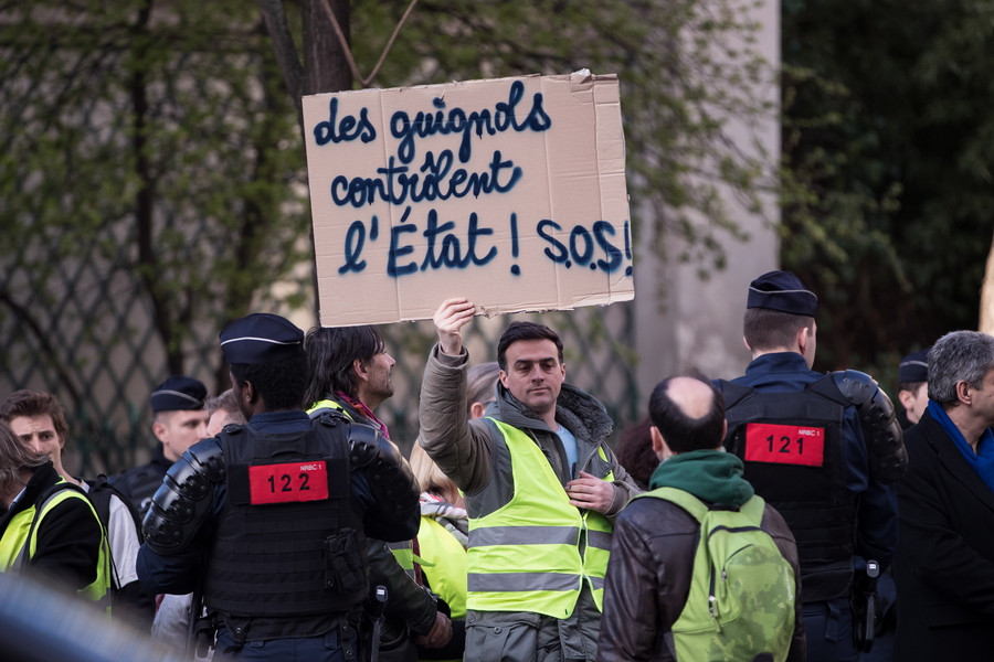 Απαγόρευση διαδηλώσεων των κίτρινων γιλέκων στο κέντρο του Παρισιού