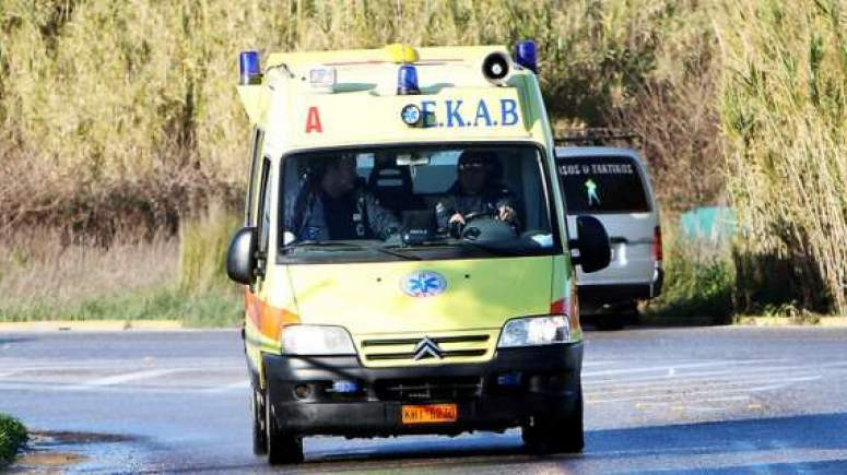 Εύβοια: Σε κρίσιμη κατάσταση 12χρονος που παρασύρθηκε από αυτοκίνητο