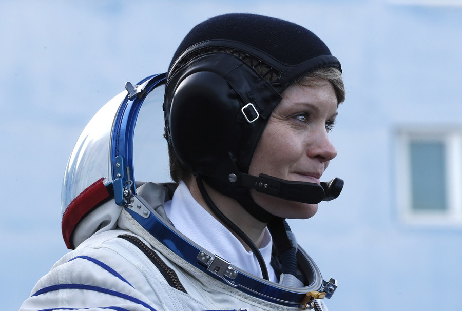 Η NASA ακύρωσε τον γυναικείο διαστημικό περίπατο… επικαλούμενη «έλλειψη» στολών
