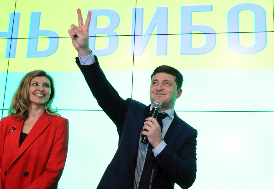 Ο κωμικός Ζελένσκι νικητής των εκλογών στην Ουκρανία