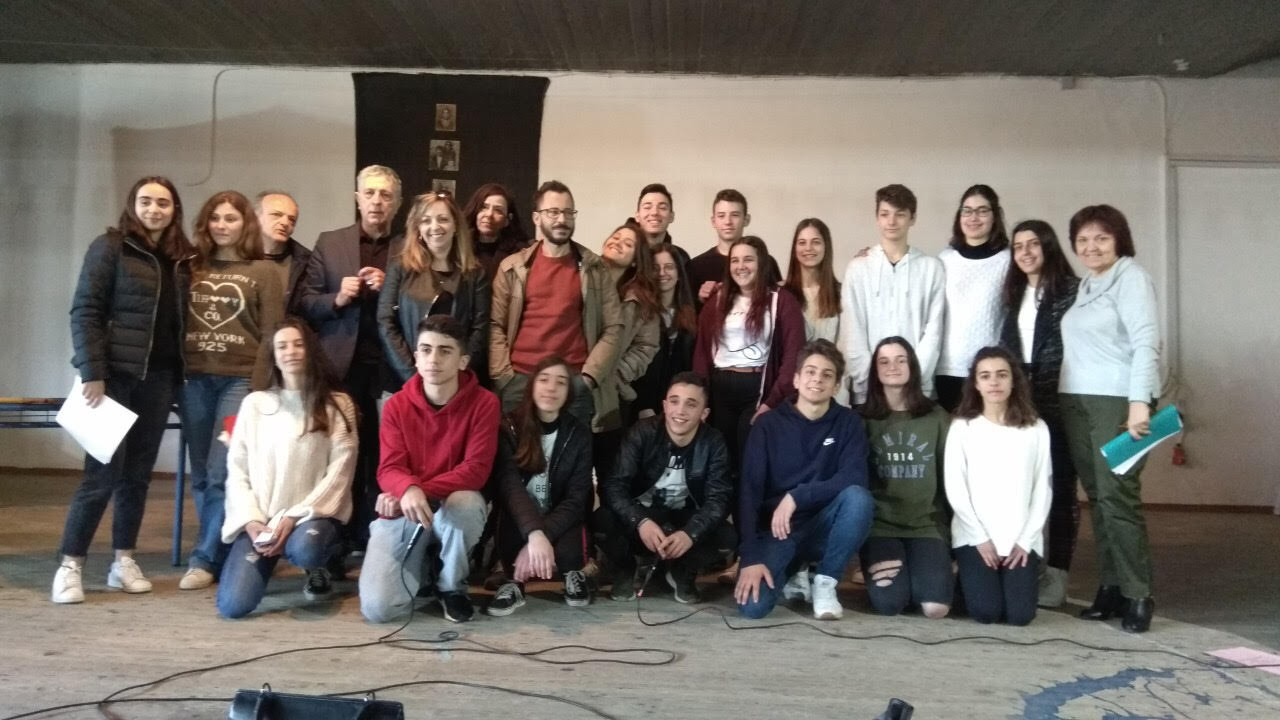 Οι μαθητές της Πάτρας παίρνουν συνέντευξη από τον Στέλιο Κούλογλου