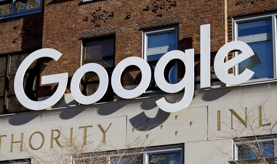 Google: Κατήργησε στο «άψε – σβήσε» το συμβούλιο ηθικής