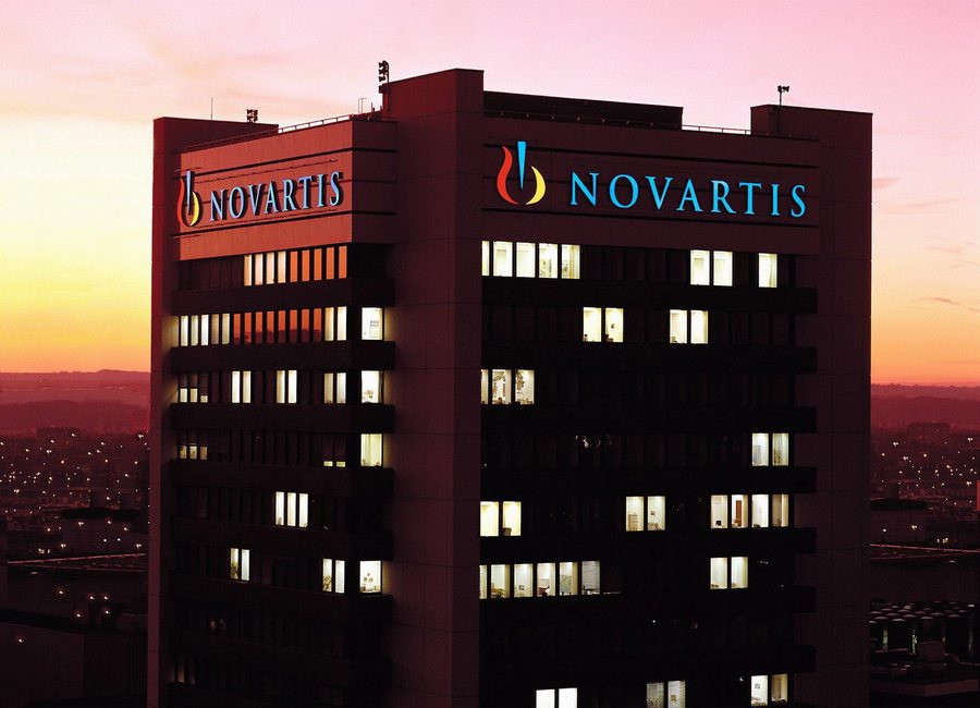 Άγιο Δισκοπότηρο: Το «μαύρο» ταμείο της Novartis για μίζες σε πολιτικούς