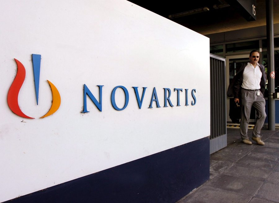 Εσωτερικό έγγραφο Novartis: Η εταιρεία πανηγυρίζει για την ευνοϊκή μεταχείριση από Λοβέρδο