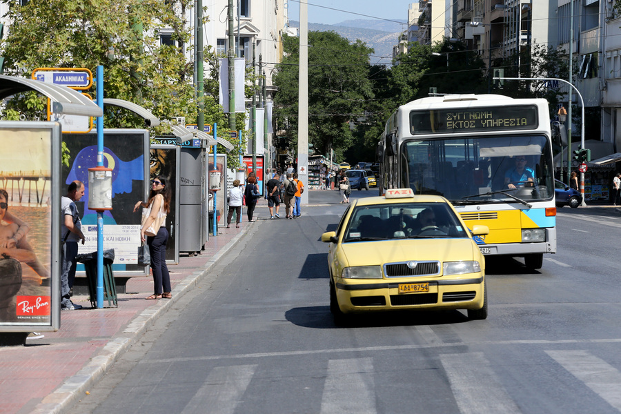 Ο «Μεγάλος Αδελφός» στις λεωφορειολωρίδες