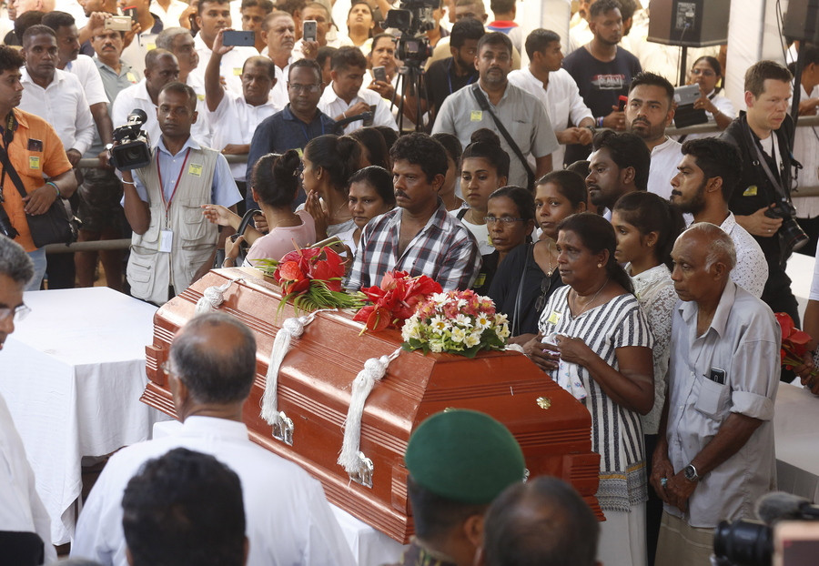 Σρι Λάνκα: Αυξάνονται οι νεκροί – Δεκάδες συλλήψεις