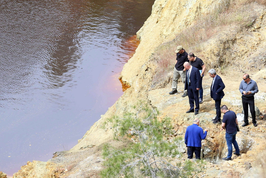 Serial killer στην Κύπρο: Έβαζε τα πτώματα σε βαλίτσες και τα πετούσε στη λίμνη