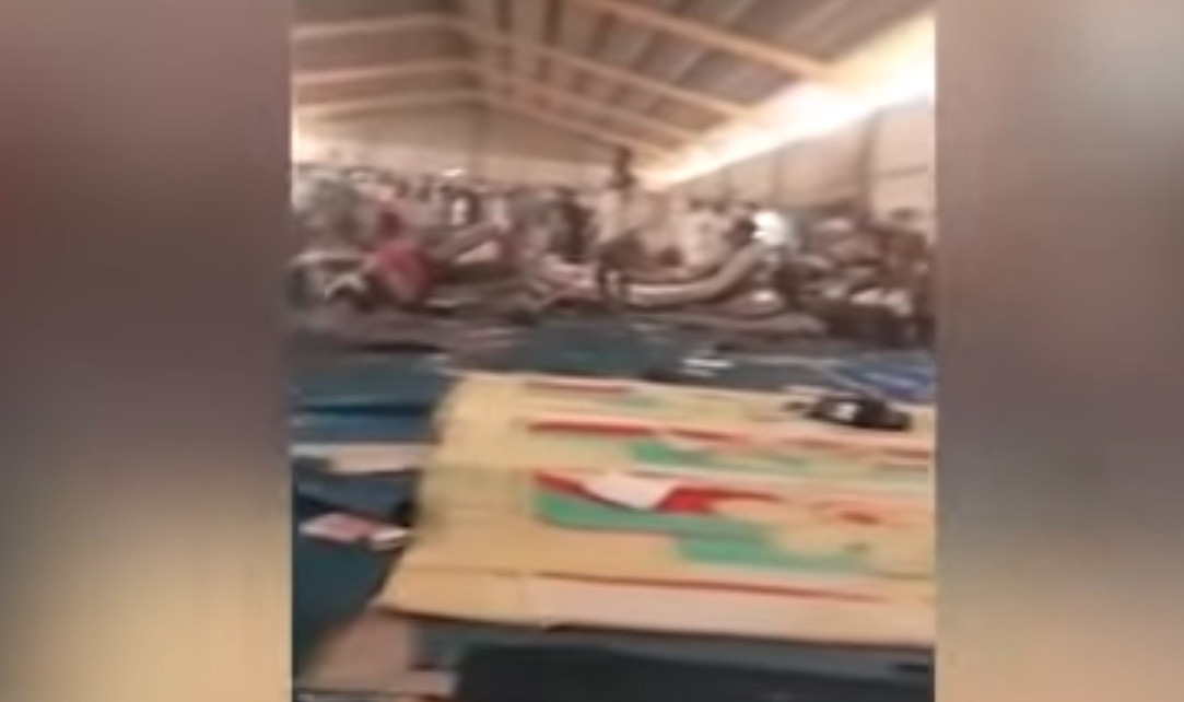 Συναγερμός για την ανθρωπιστική κρίση στη Λιβύη – Σκληρές εικόνες από προσφυγικό καταυλισμό [Βίντεο]