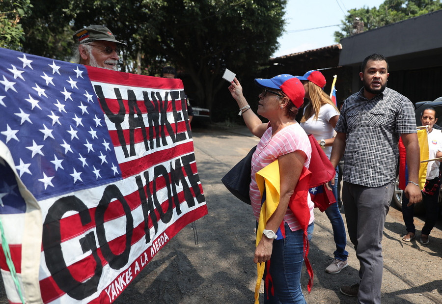 Προαναγγελία στρατιωτικής επέμβασης στη Βενεζουέλα από τις ΗΠΑ