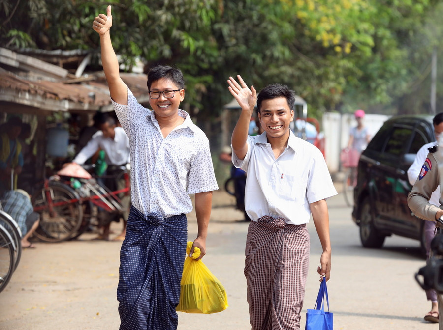 Μιανμάρ: Ελεύθεροι οι δύο ρεπόρτερ του Reuters