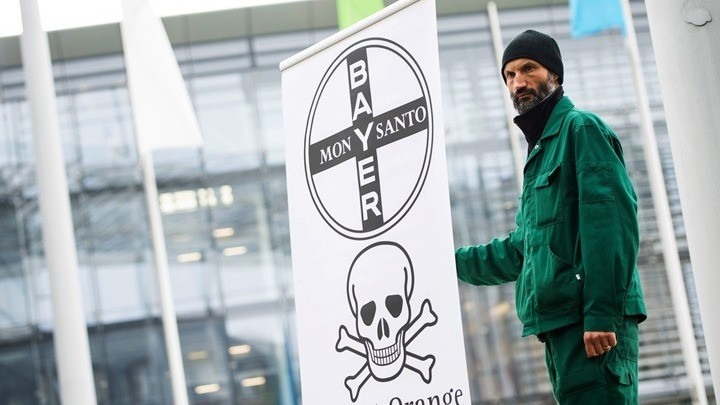 Η Monsanto φακέλωνε εκατοντάδες πρόσωπα σε 6 ευρωπαϊκές χώρες
