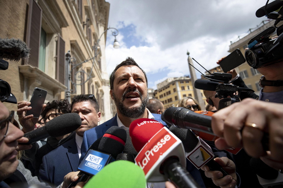 Κυβερνητική κρίση στην Ιταλία μετά τις ευρωεκλογές με «ντε φάκτο» πρωθυπουργό τον Σαλβίνι