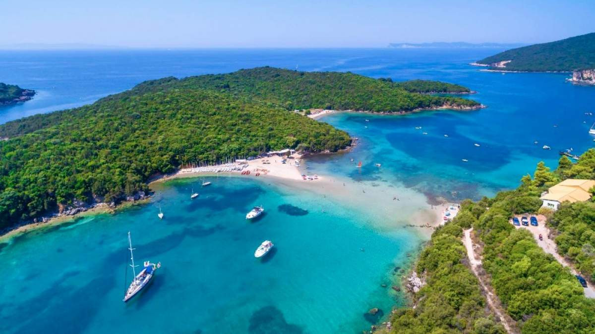 Αυτές οι παραλίες κάνουν την Ελλάδα να θυμίζει εξωτικό νησί [ΦΩΤΟ]