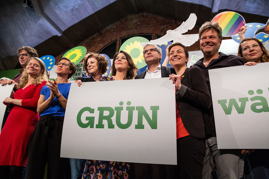 Γερμανία – Δημοσκόπηση: Πρώτοι οι Πράσινοι, ιστορικό χαμηλό οι Σοσιαλδημοκράτες