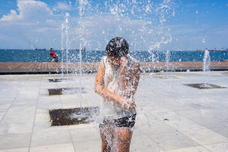 Ανεβαίνει η θερμοκρασία το Σαββατοκύριακο