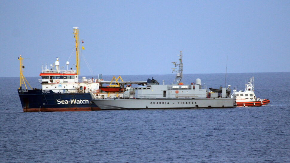 Ο Σαλβίνι σε «πόλεμο» με τη γερμανική ΜΚΟ Sea-Watch