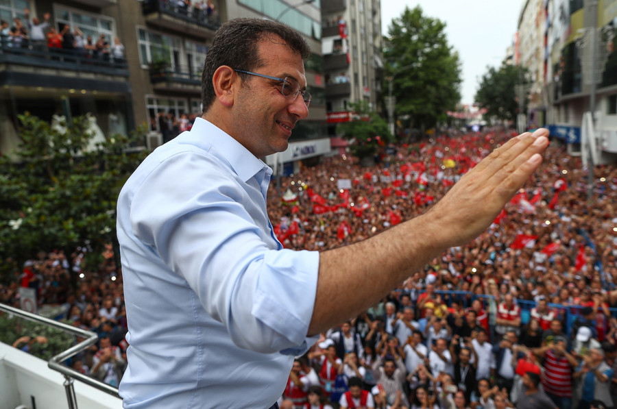 Εκρέμ Ιμάμογλου: Ο άνθρωπος που αψήφησε τον Ερντογάν