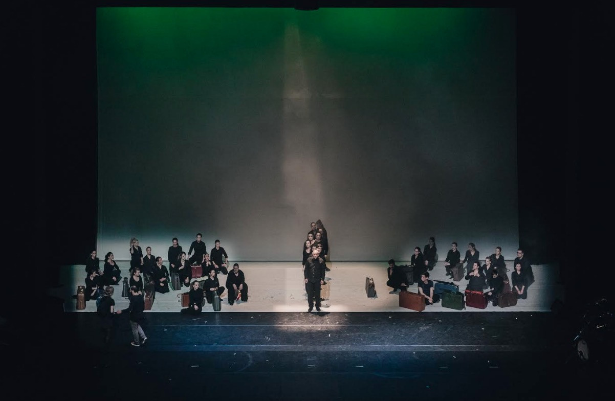 «Ηχο-δράσεις»: Η παράσταση-αφιέρωμα στον performer των κρουστών Νίκο Τουλιάτο περιοδεύει στην Ελλάδα