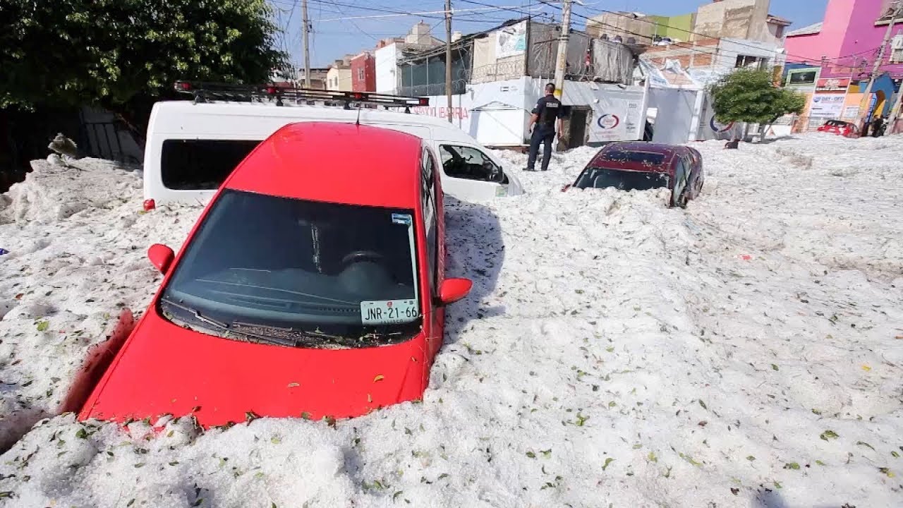 Πόλη στο Μεξικό θάφτηκε κάτω από το χαλάζι [Βίντεο]