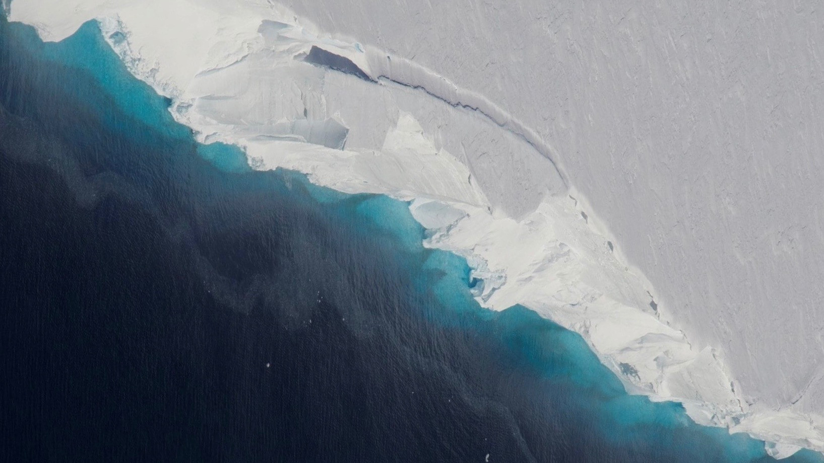 Εφιαλτική προειδοποίηση επιστημόνων για παγετώνα στην Ανταρκτική