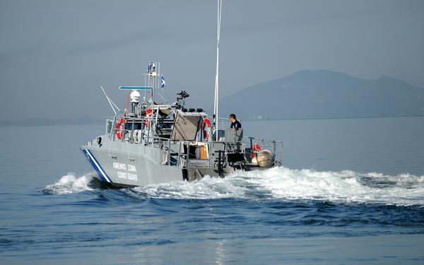 Αφγανός πρόσφυγας σώζει τυφλούς Τούρκους στο λιμάνι της Χίου