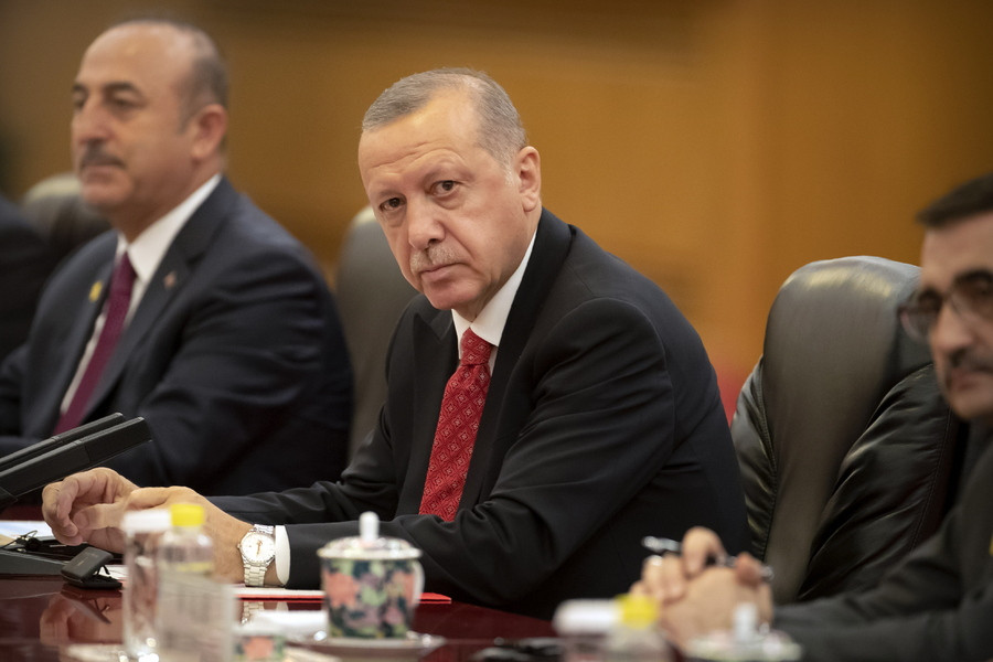 Ερντογάν: Ο Τραμπ μπορεί να άρει τις κυρώσεις εις βάρος μας